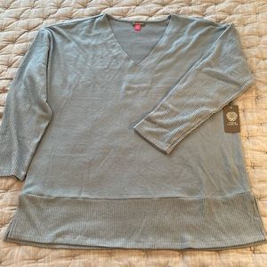 Vince Camuto Top NWT